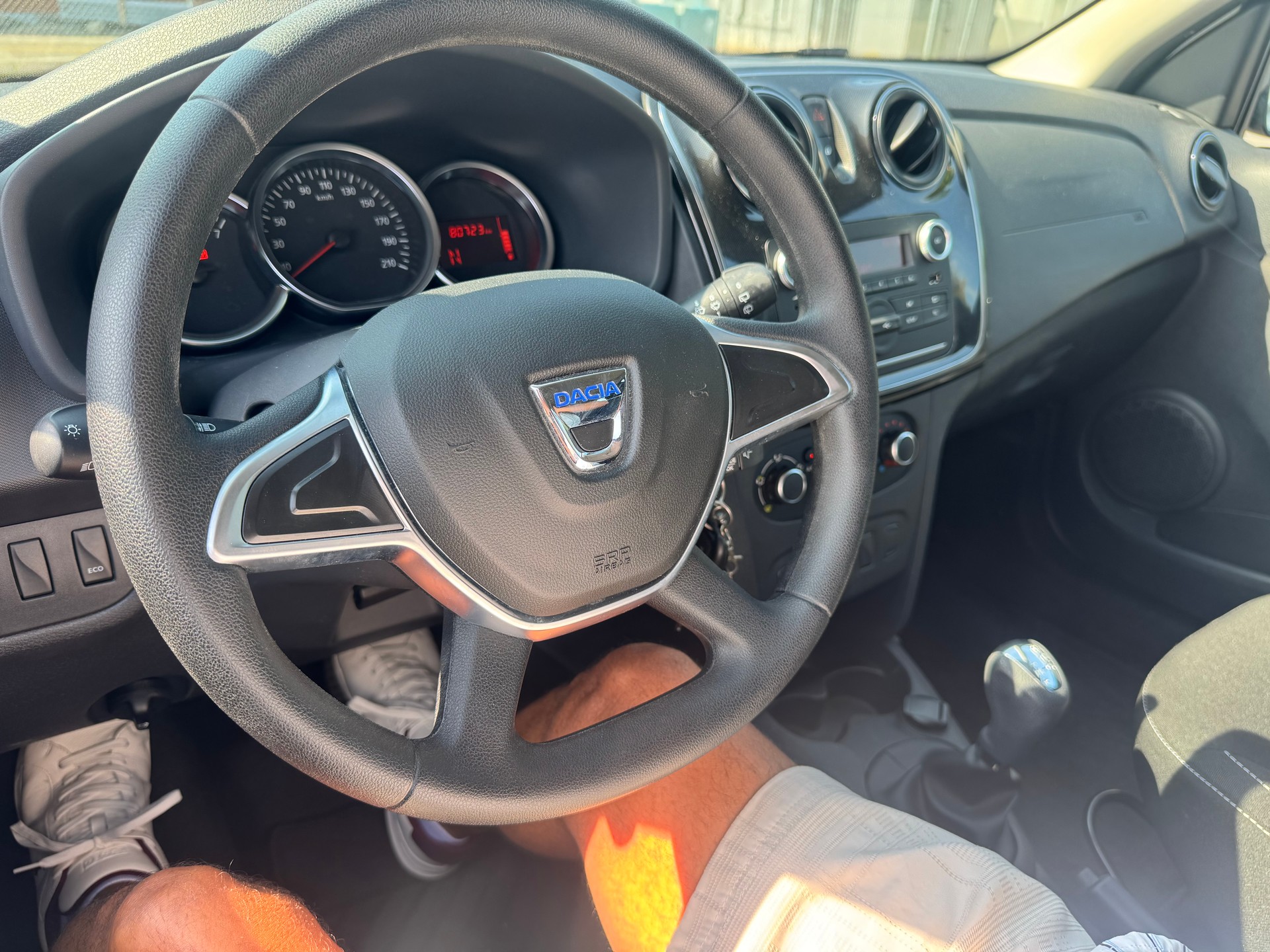 DACIA Sandero TCe 90 Comfort Automatic-image-22