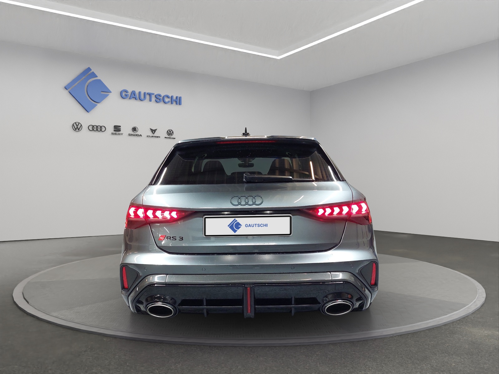 AUDI RS3 Sportback 2.5 TSI quattro S-tronic-image-3