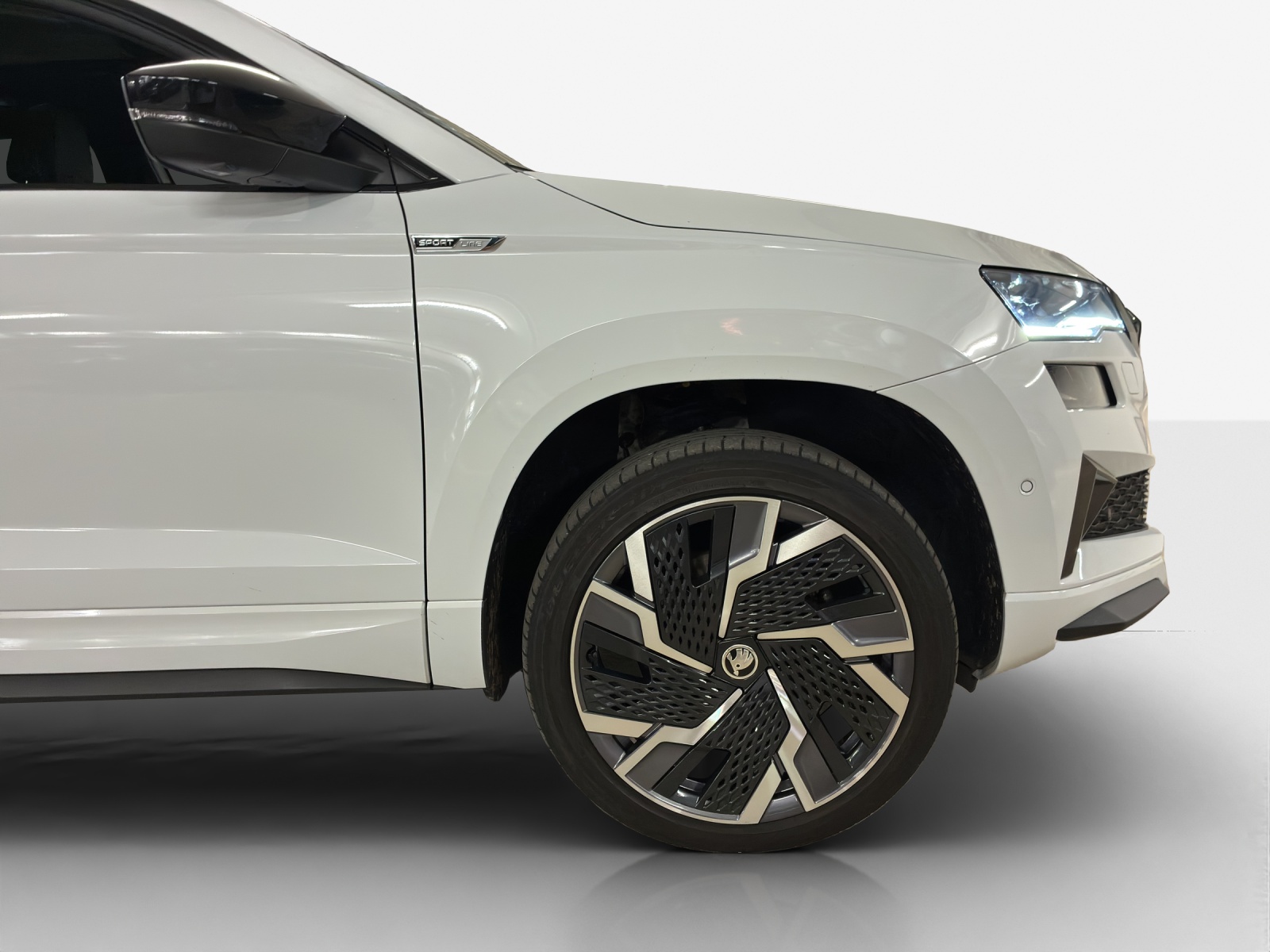 SKODA Karoq 2.0 TSI SportLine 4x4 DSG-image-13