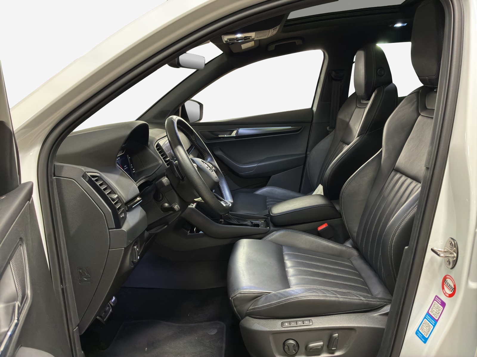 SKODA Karoq 2.0 TSI SportLine 4x4 DSG-image-7