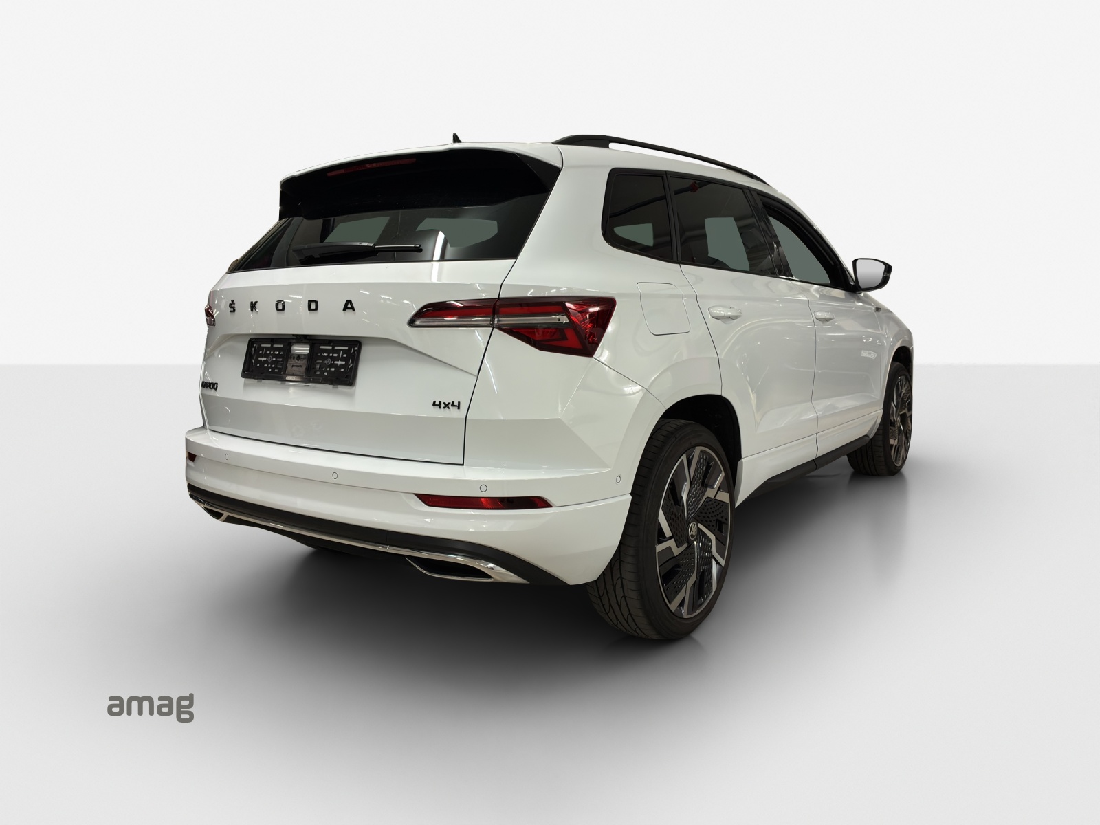 SKODA Karoq 2.0 TSI SportLine 4x4 DSG-image-4