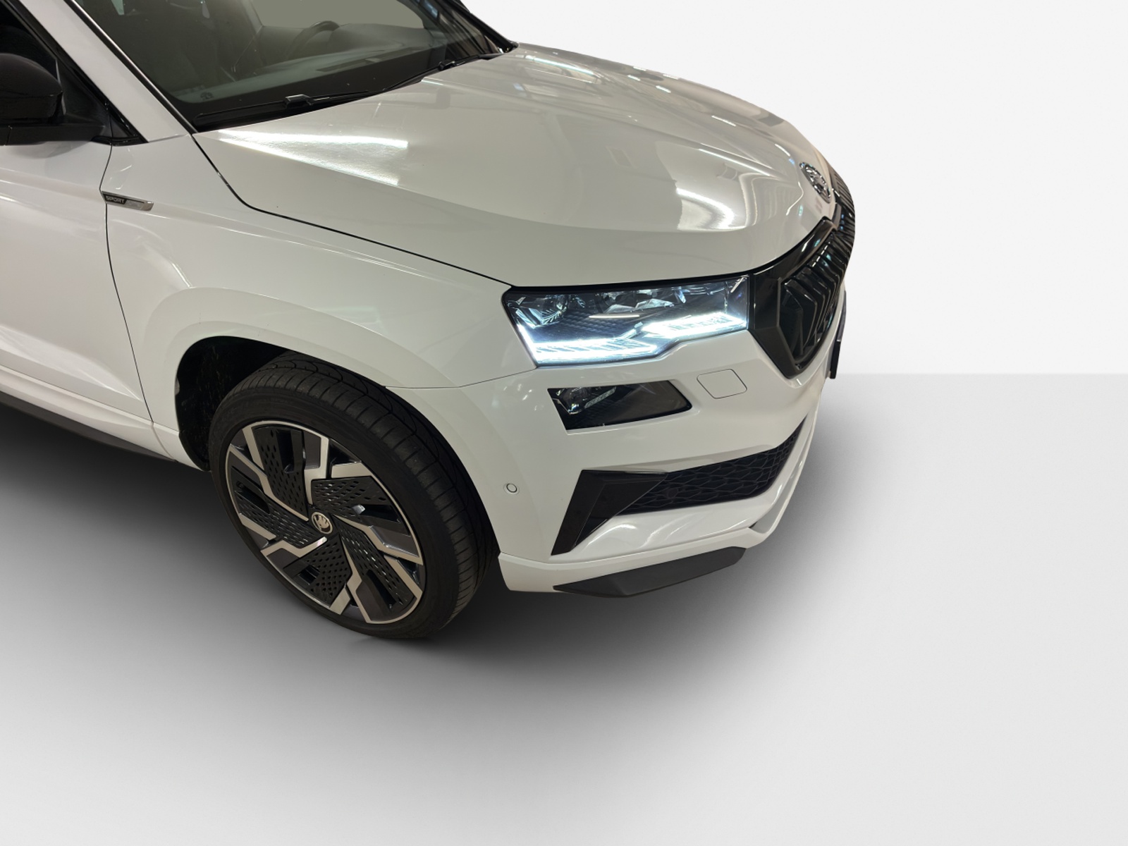 SKODA Karoq 2.0 TSI SportLine 4x4 DSG-image-14