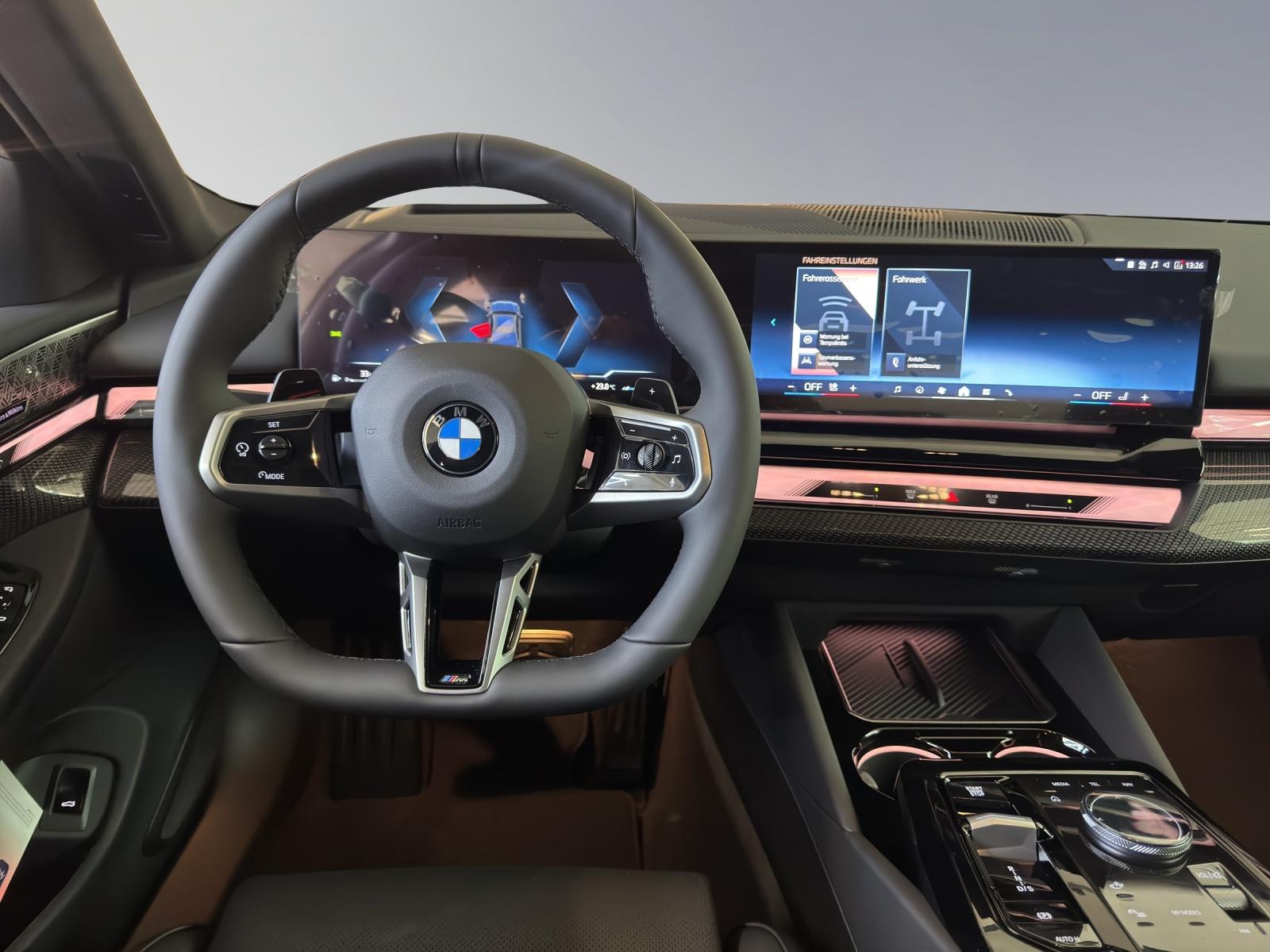 BMW 520d xDrive-image-10