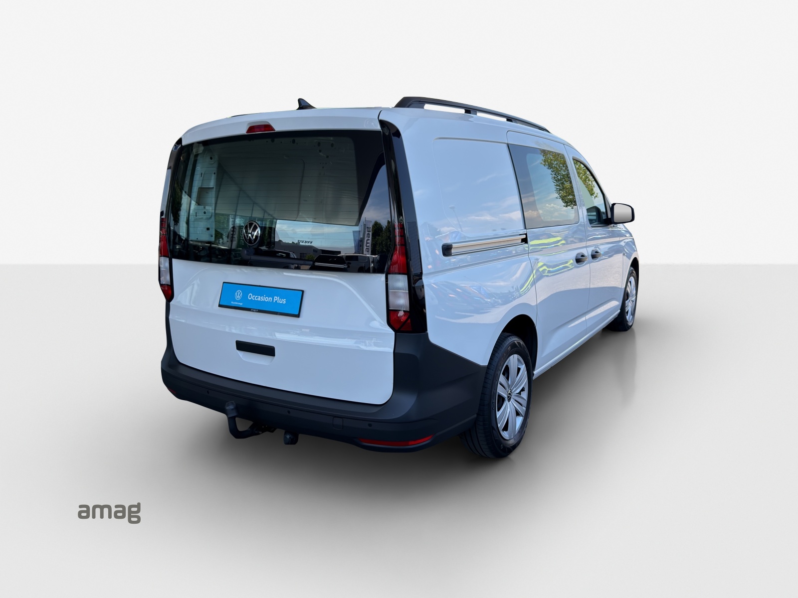 VW Caddy Cargo 2.0TDI Maxi-image-4