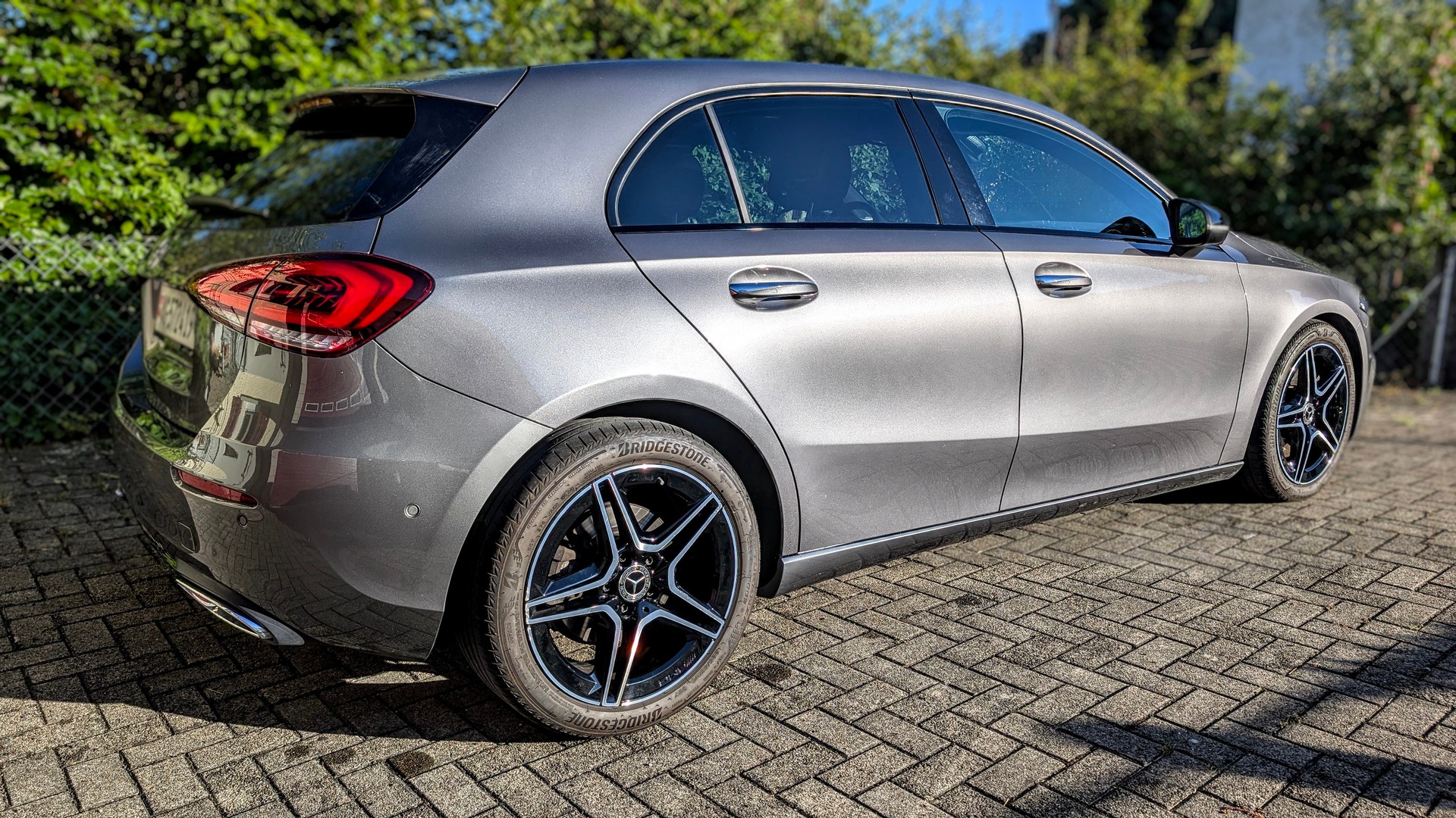 MERCEDES-BENZ A 250 Progressive 4matic-image-2