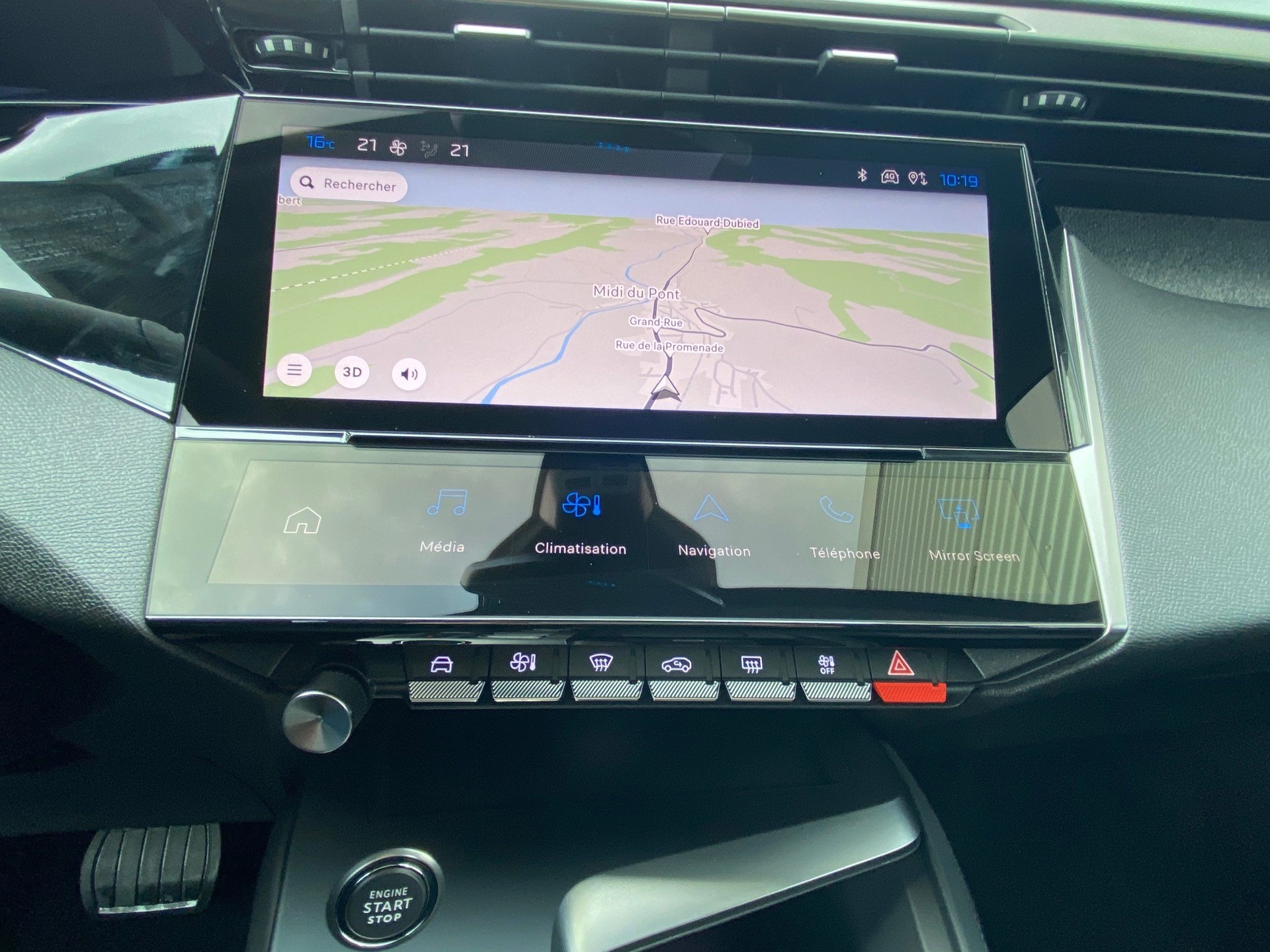 PEUGEOT 308 SW 1.6 PHEV Allure Pack-image-8