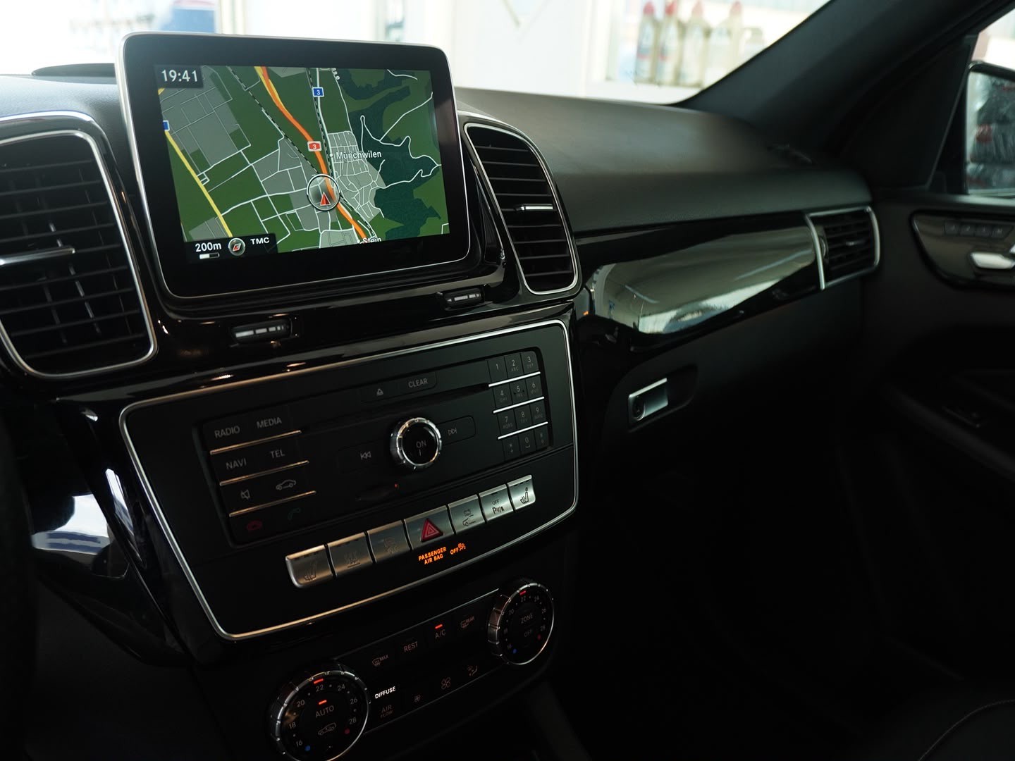 MERCEDES-BENZ GLE 500 e 4Matic 7G-Tronic-image-2