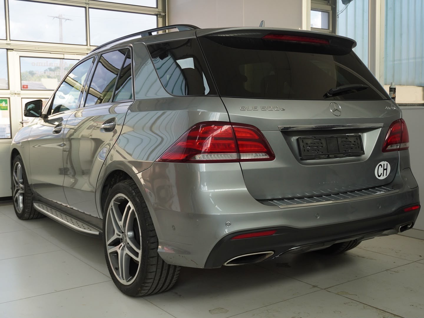 MERCEDES-BENZ GLE 500 e 4Matic 7G-Tronic-image-1
