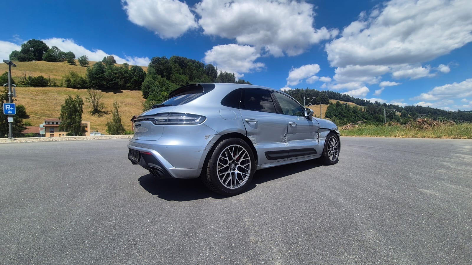 PORSCHE Macan GTS PDK-image-6