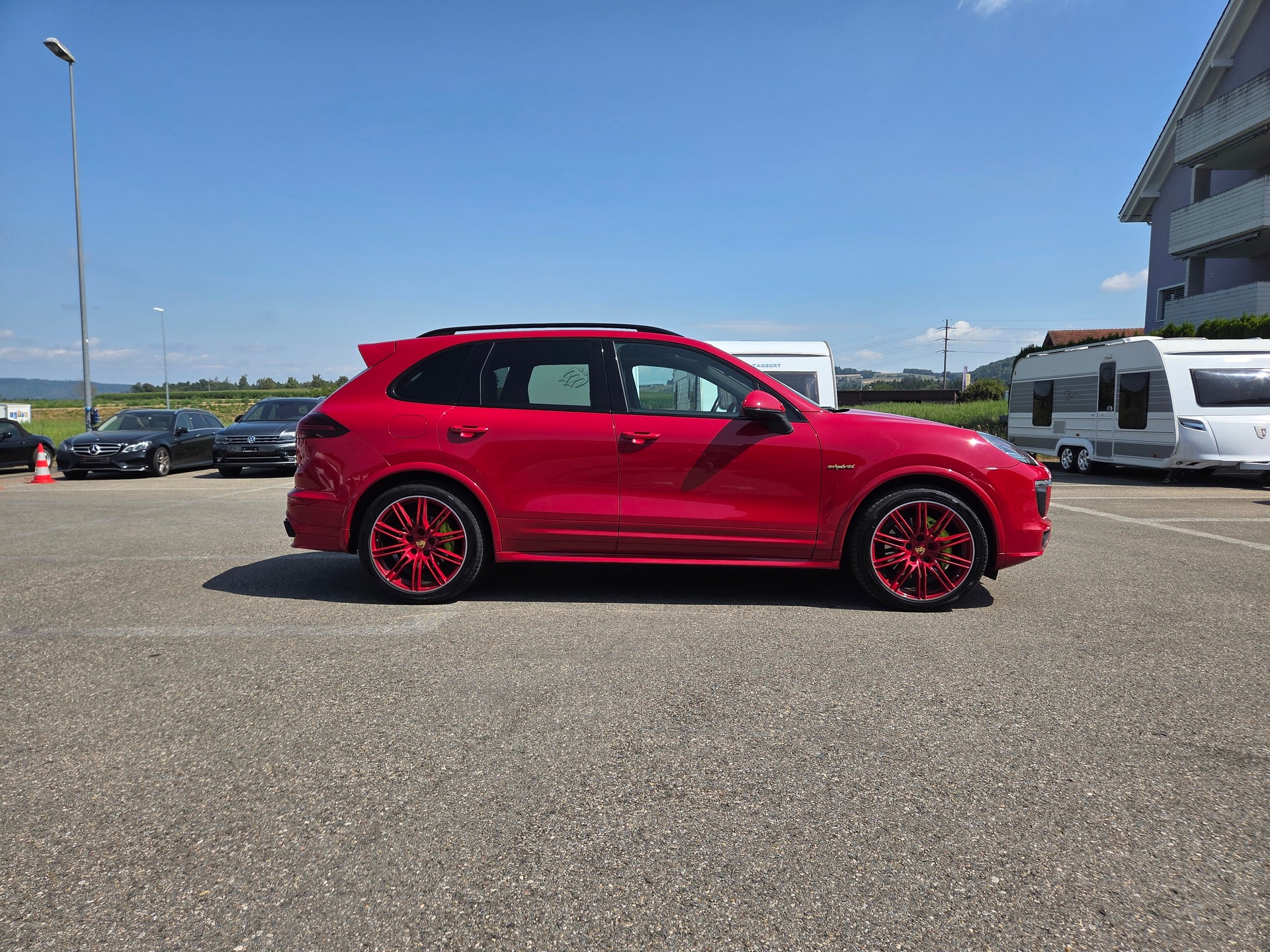PORSCHE Cayenne S E-Hybrid-image-2