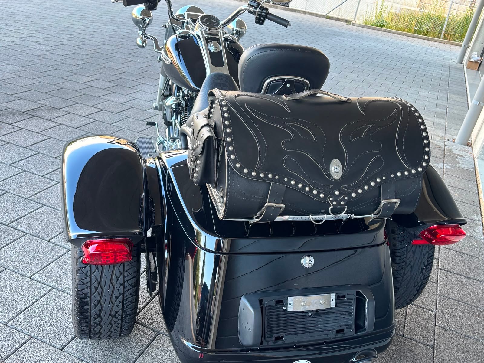 HARLEY-DAVIDSON FLRT Freewheeler-image-3