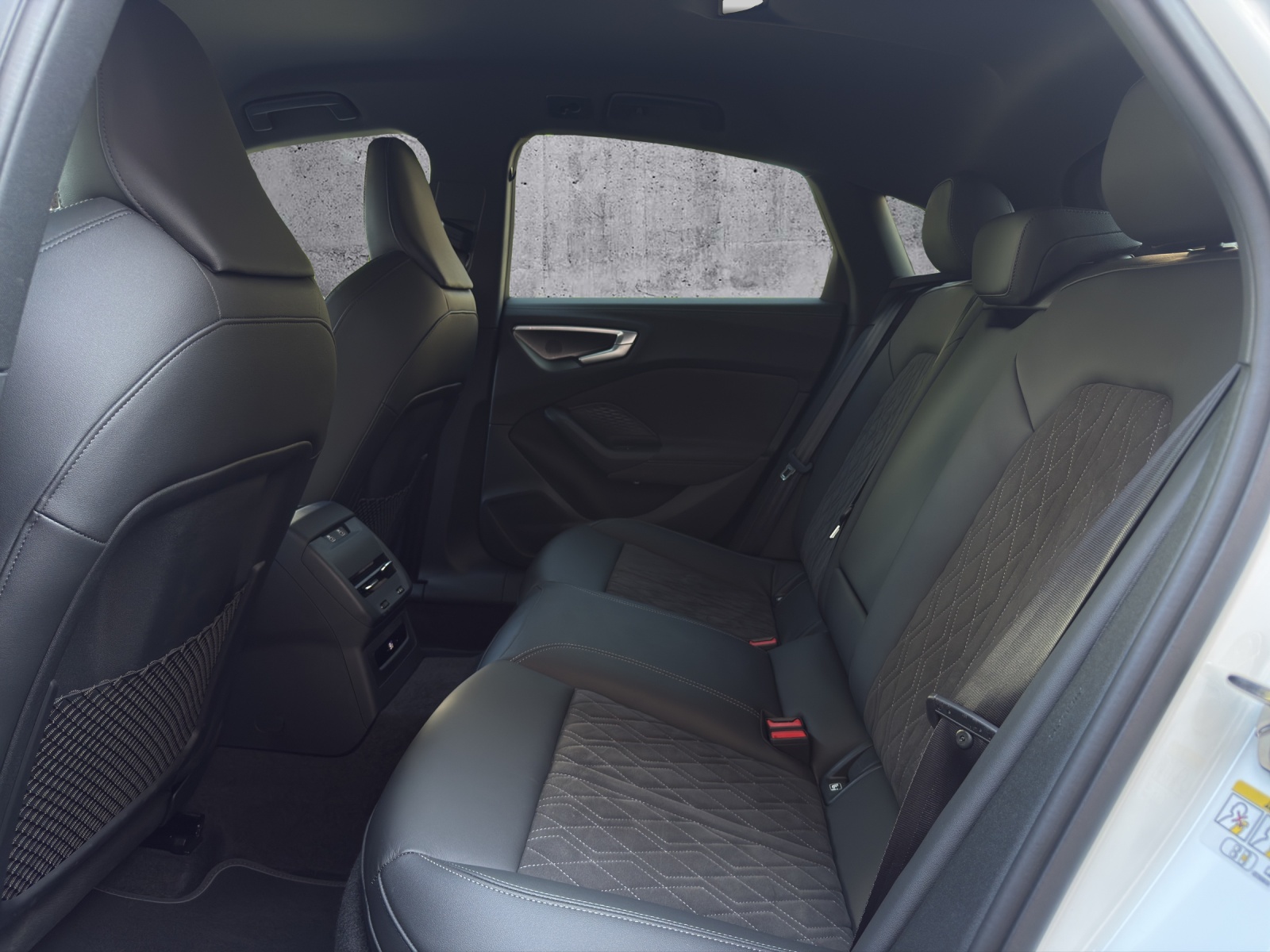 AUDI A5 Limousine TDI quattro S-Line Attraction S tronic *CH-FZG/ Gratisservice / Garantie*-image-9