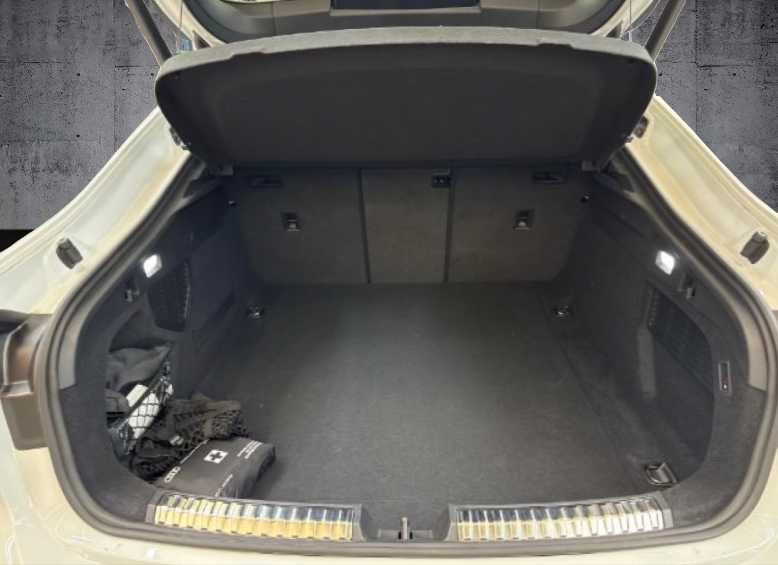 AUDI A5 Limousine TDI quattro S-Line Attraction S tronic *CH-FZG/ Gratisservice / Garantie*-image-10
