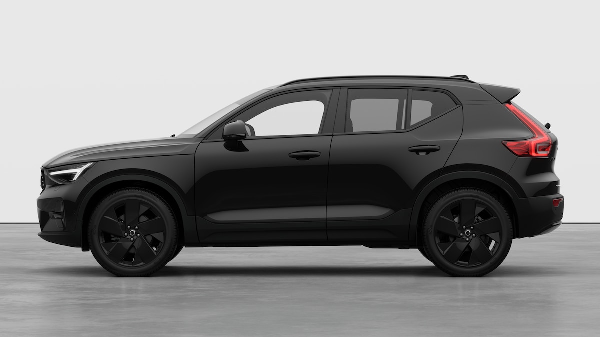 VOLVO XC40 2.0 B4 MH Black Edition-image-2