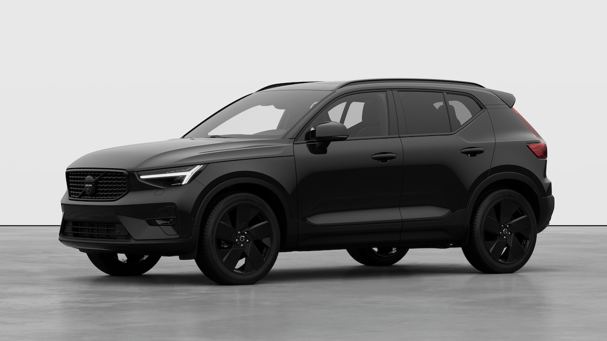 VOLVO XC40 2.0 B4 MH Black Edition-image-0
