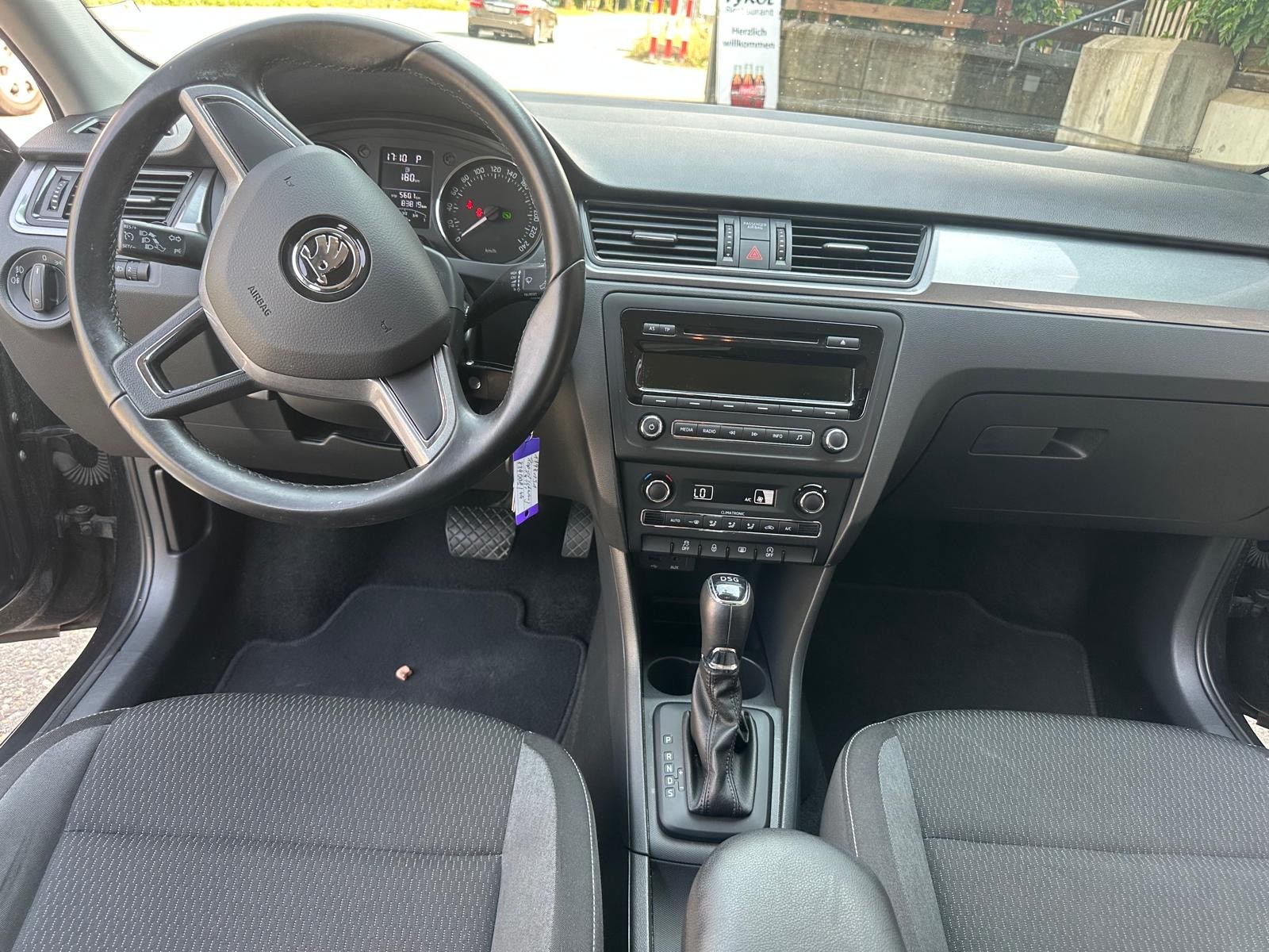 SKODA Rapid Spaceback 1.4 TSI Ambition DSG-image-7