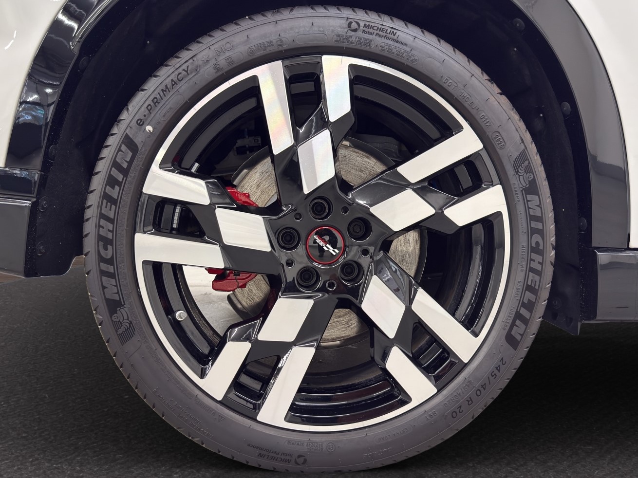 MINI Countryman U25 2.0i John Cooper Works ALL4-image-10