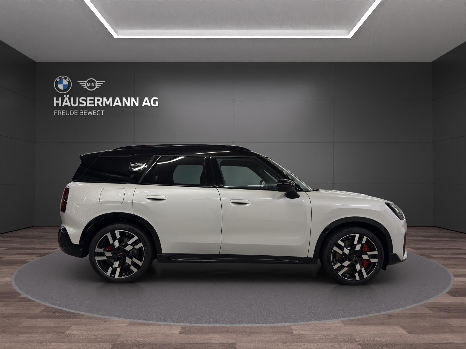 MINI Countryman U25 2.0i John Cooper Works ALL4-showroom-element-3