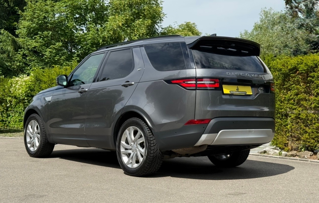 LAND ROVER Discovery 3.0 SDV6 HSE Automatic-image-4