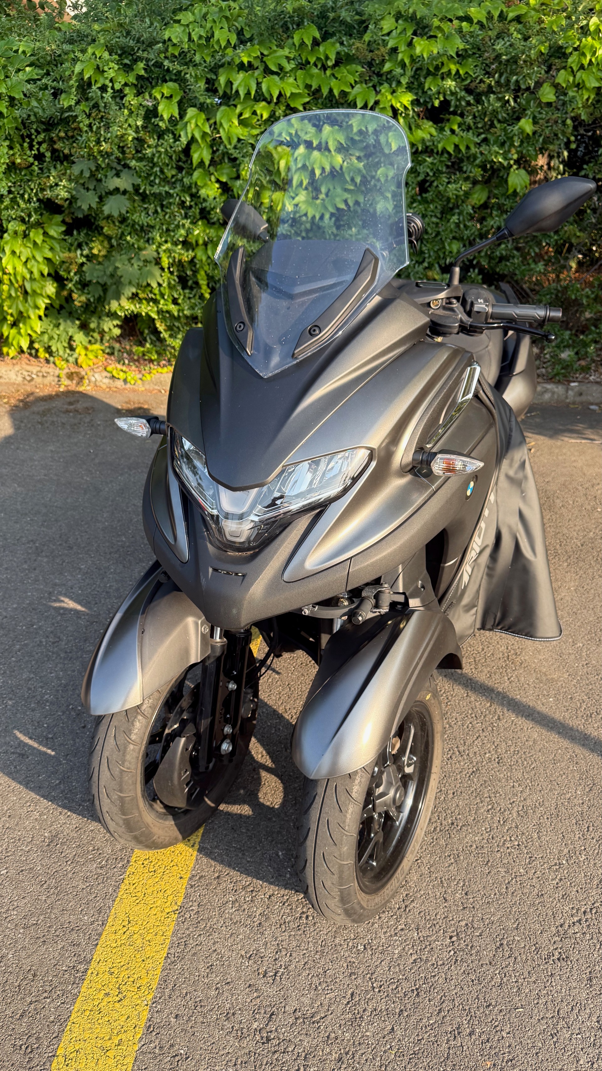 YAMAHA TRICITY 300