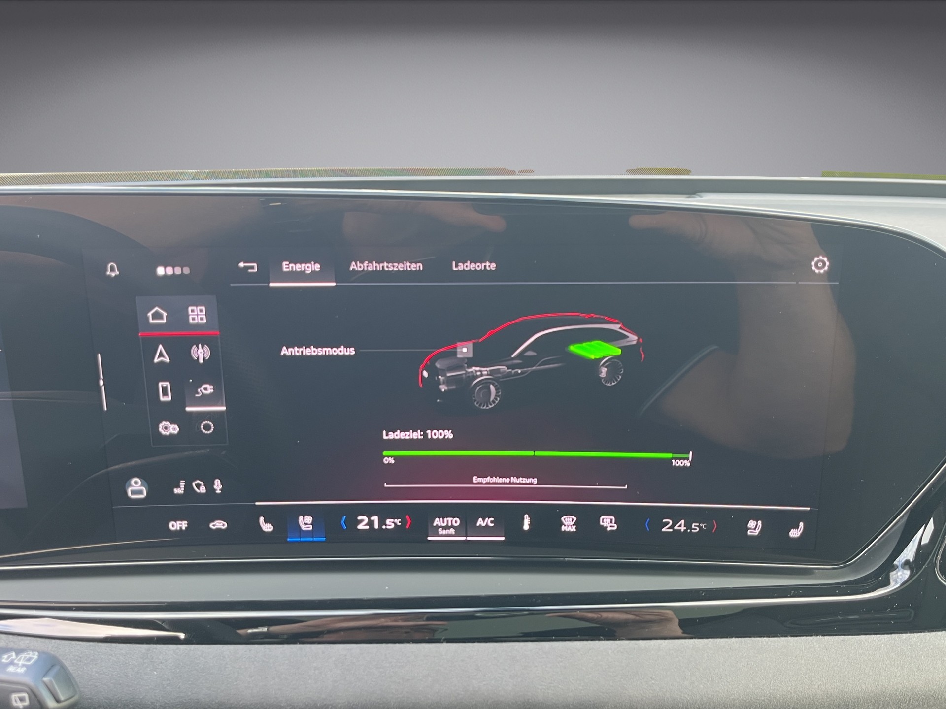 AUDI A6 Avant e-hybrid quattro 270 kW S tronic*ALL BLACK, Edition ONE, Panodach, S-Sportsitze, (5-Jahre Garantie)-image-26