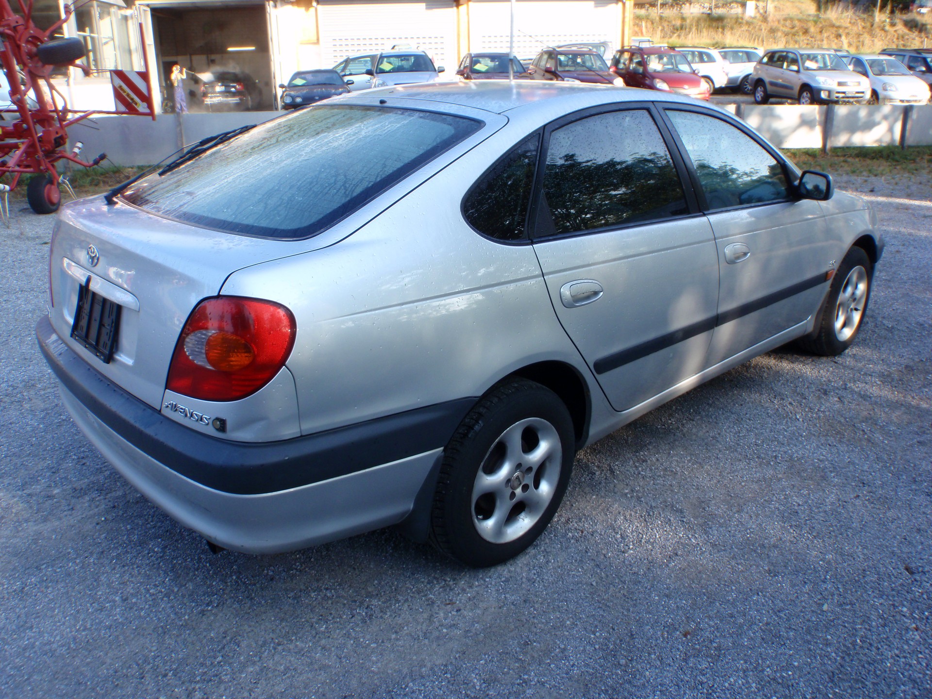 TOYOTA Avensis 2.0 Linea Sol Liftback-image-3