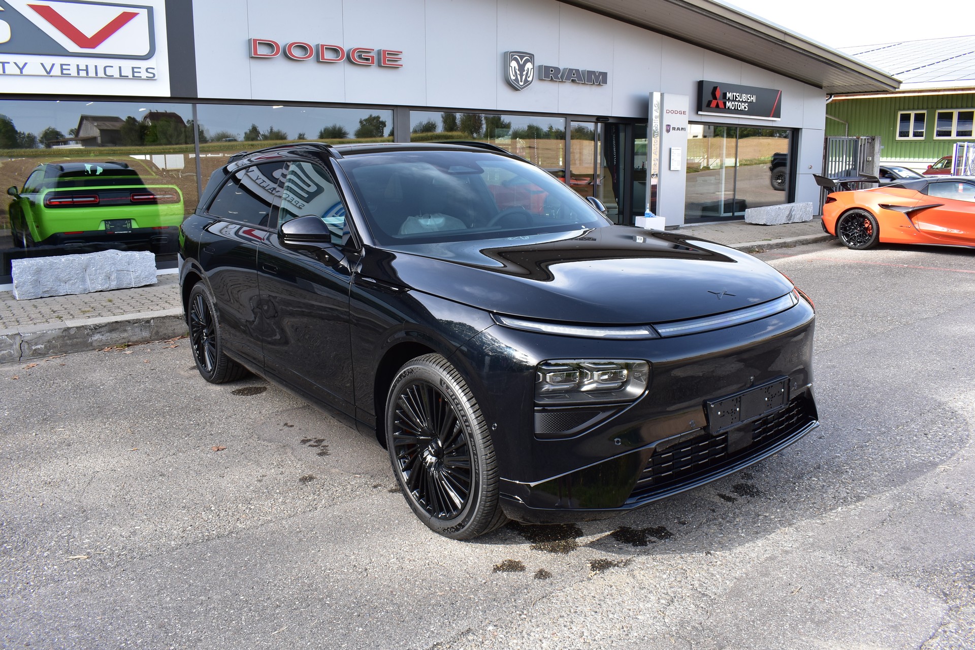 XPENG G9 93kWh Performance AWD-image-1
