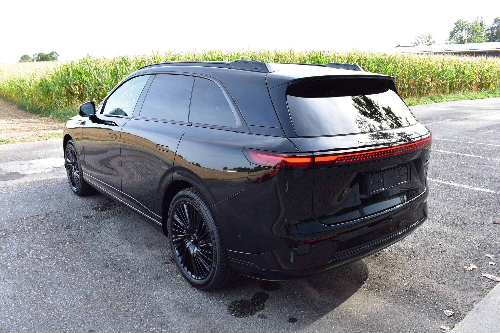 XPENG G9 93kWh Performance AWD-image-5