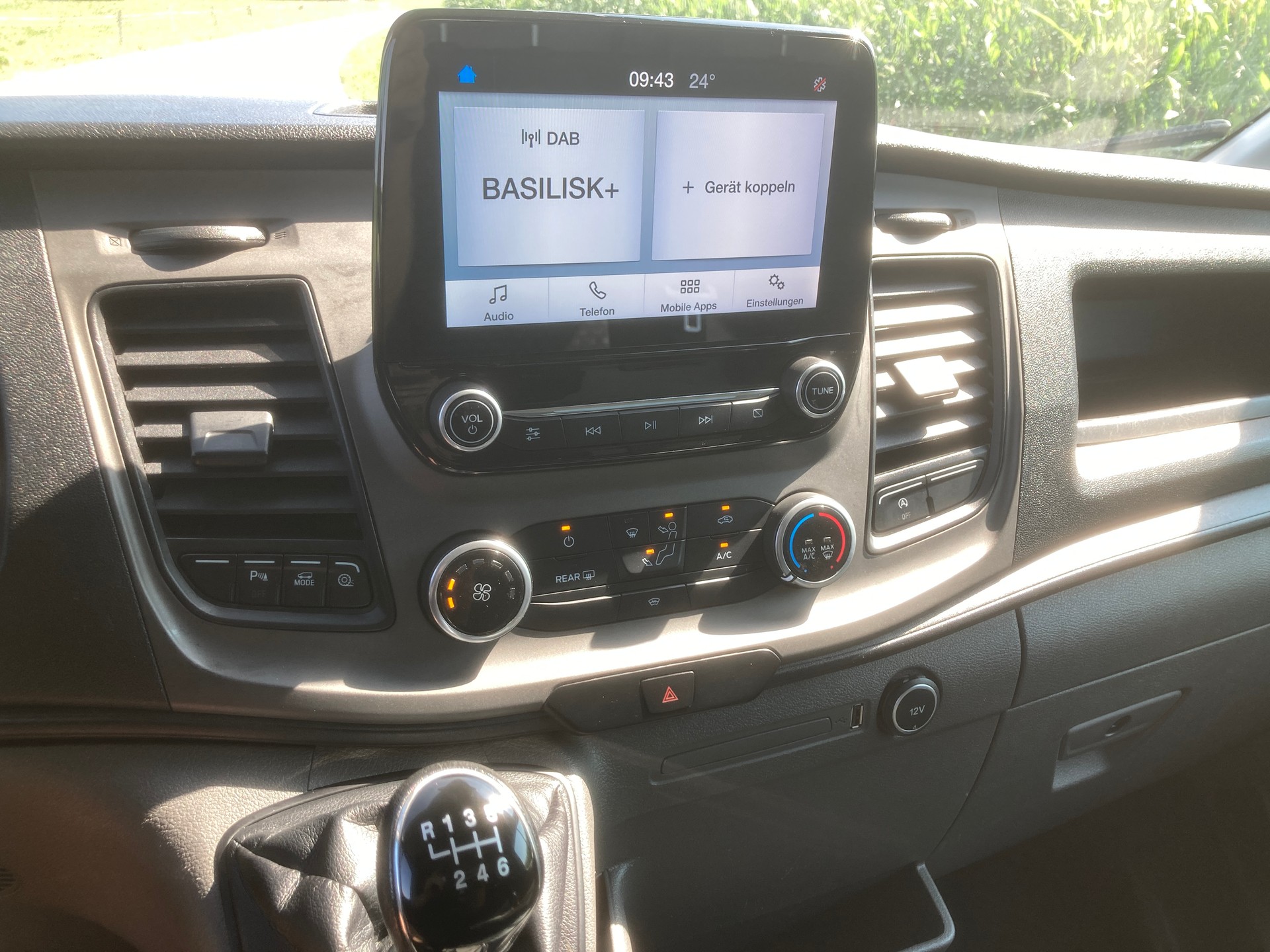 FORD Transit Van 350 L2 Trend 2.0 TDCi 130 mit Hebebühne-image-10