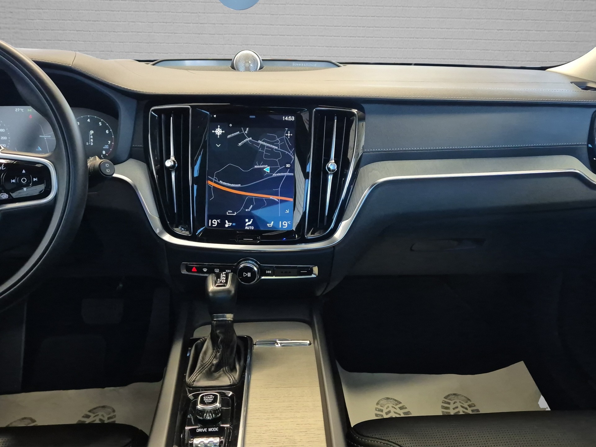 VOLVO V60 T6 AWD Inscription Geartronic-image-22