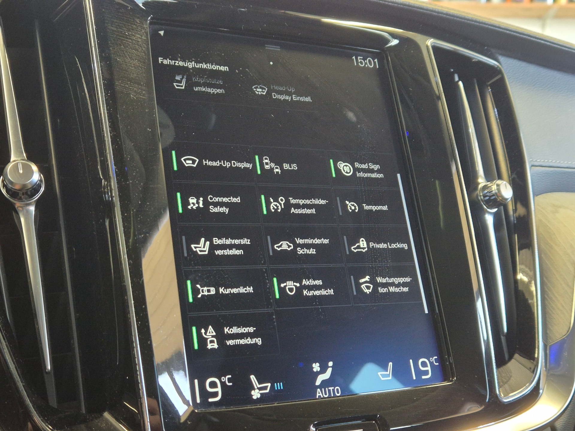 VOLVO V60 T6 AWD Inscription Geartronic-image-27