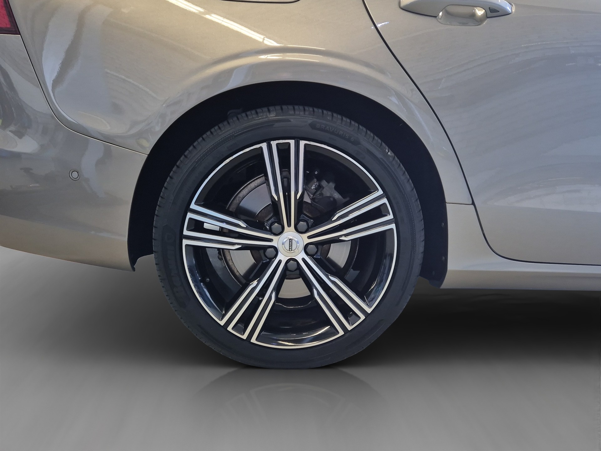VOLVO V60 T6 AWD Inscription Geartronic-image-12
