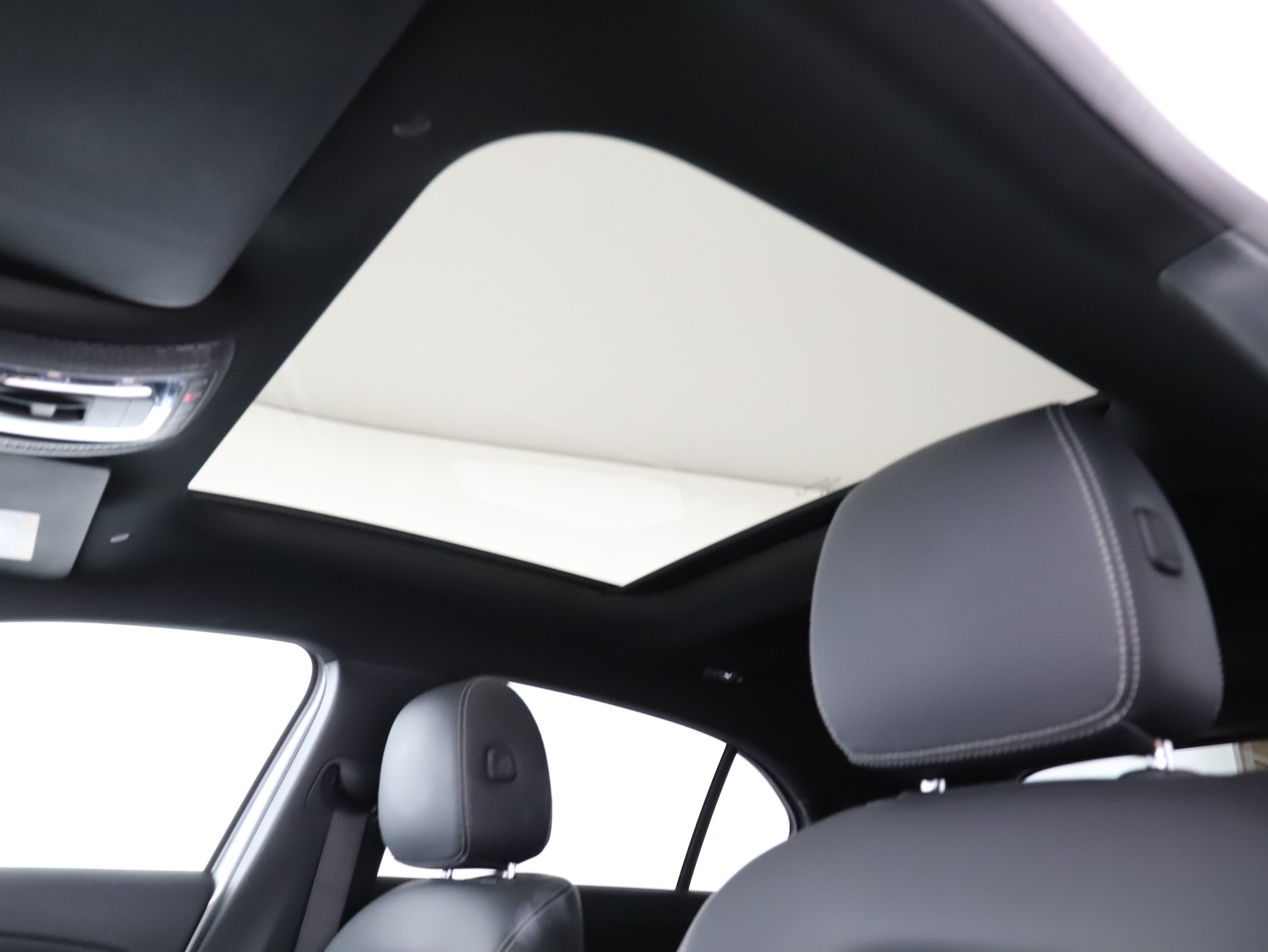MERCEDES-BENZ A 180 Night Star-image-13