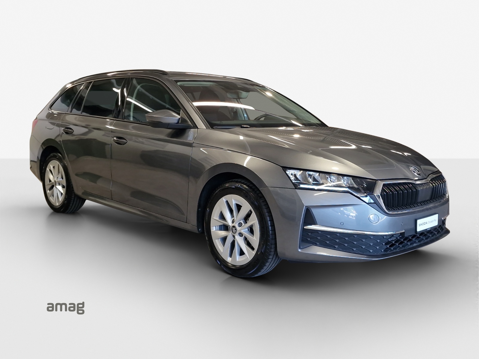 SKODA Octavia Combi 1.5 TSI mHEV DSG Selection-image-5