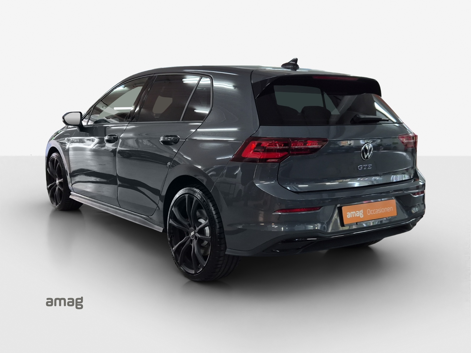 VW Golf 1.4 TSI PHEV GTE-showroom-element-2