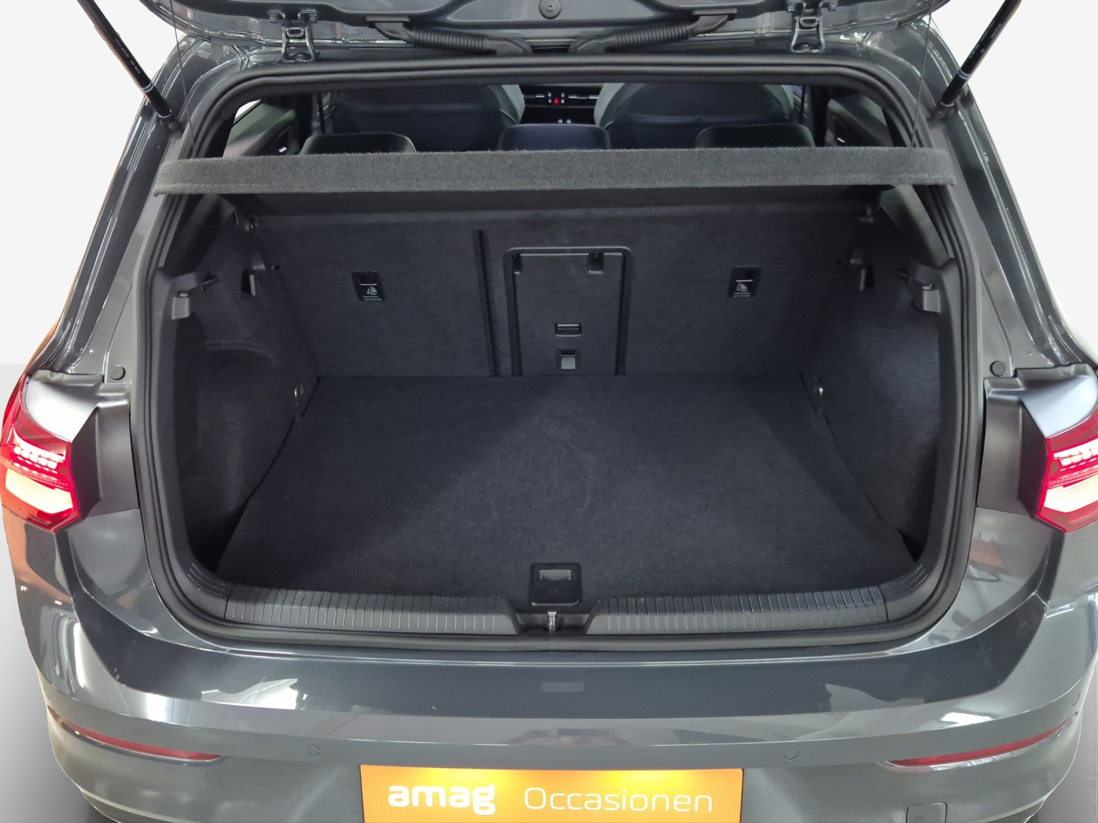 VW Golf 1.4 TSI PHEV GTE-image-12