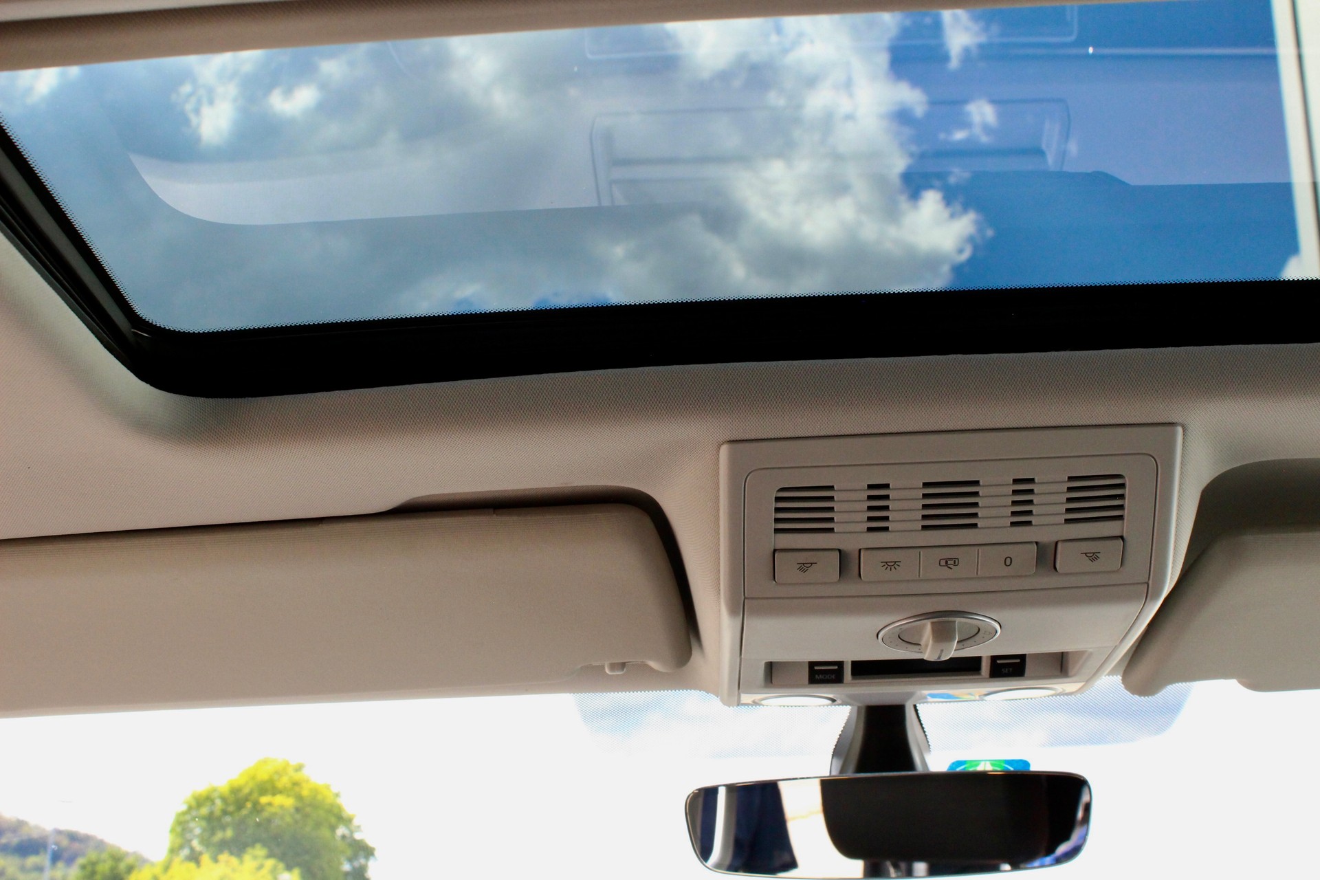 VW T6 Multivan 2.0 TDI Highline DSG 4 Motion-image-8
