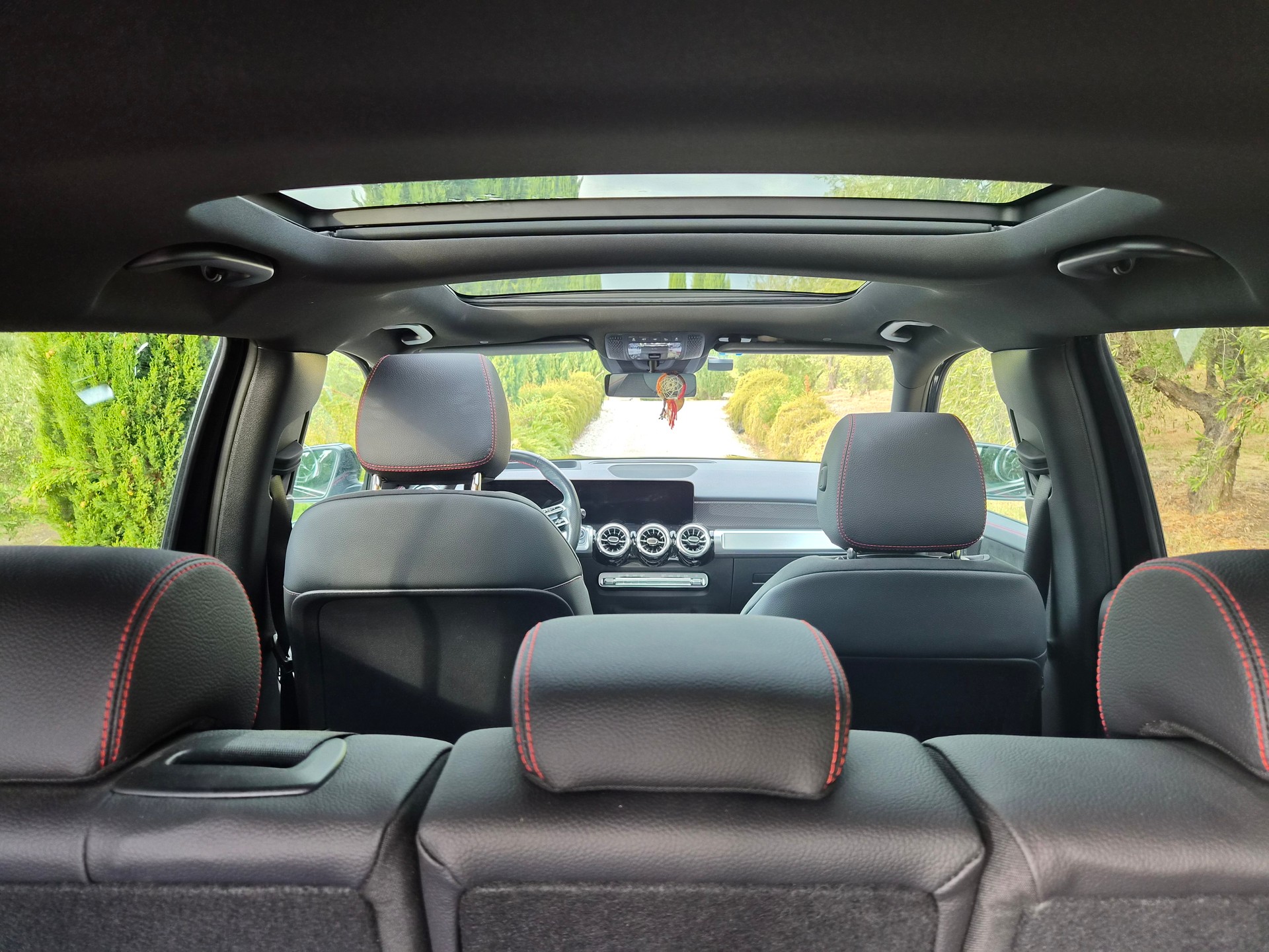 MERCEDES-BENZ GLB d 4M 8G -Tronic-image-4