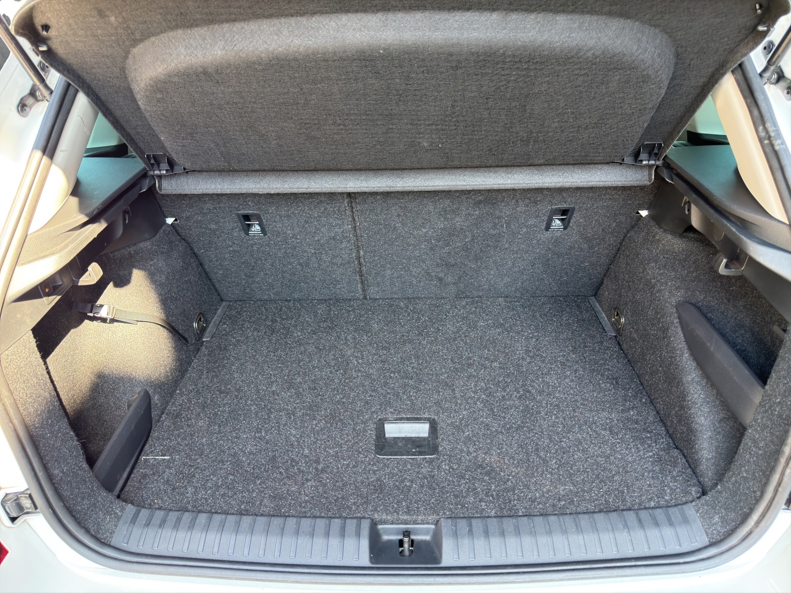 SKODA Kamiq 1.0 TSI Fresh DSG-image-14