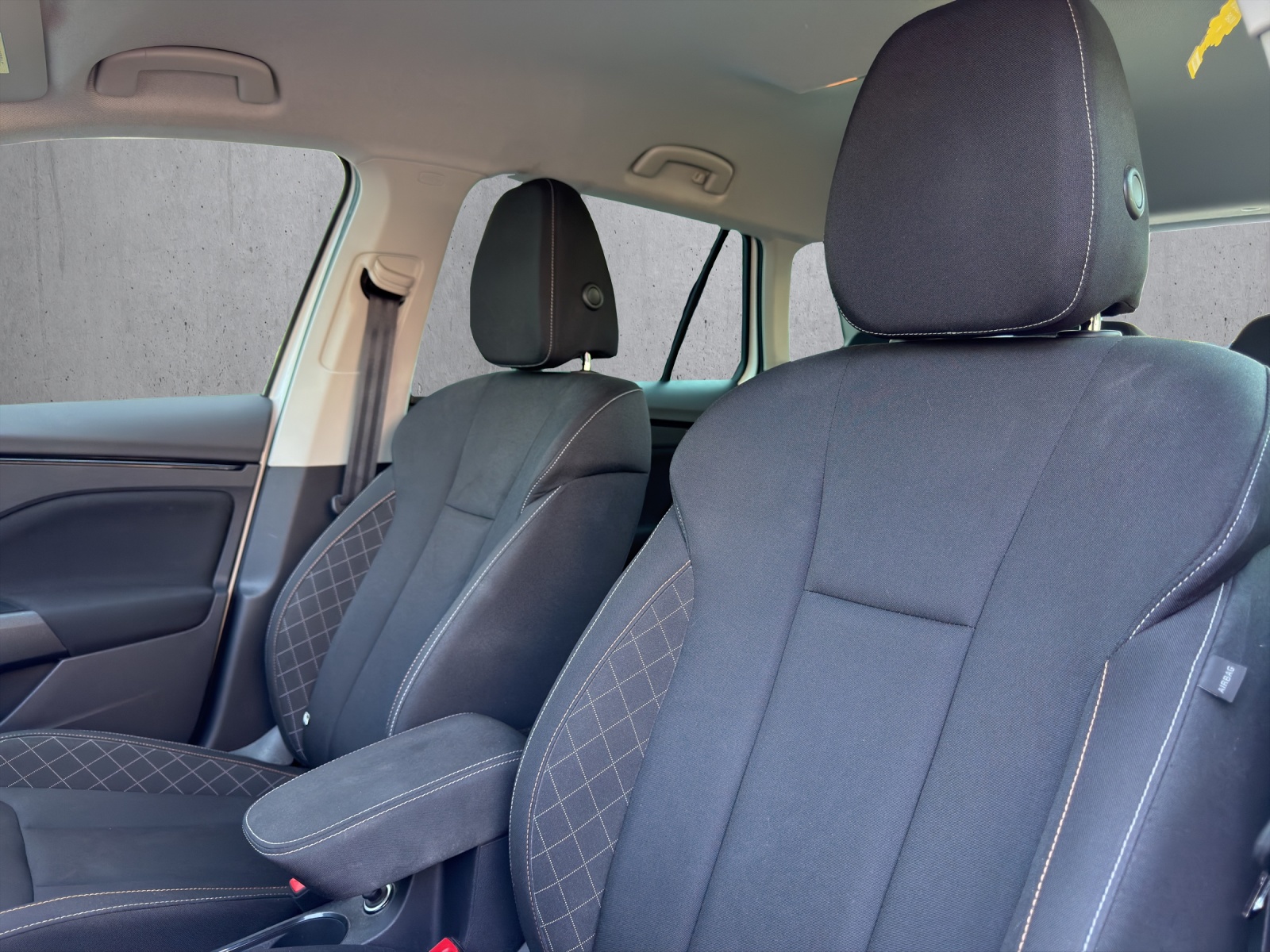 SKODA Kamiq 1.0 TSI Fresh DSG-image-16