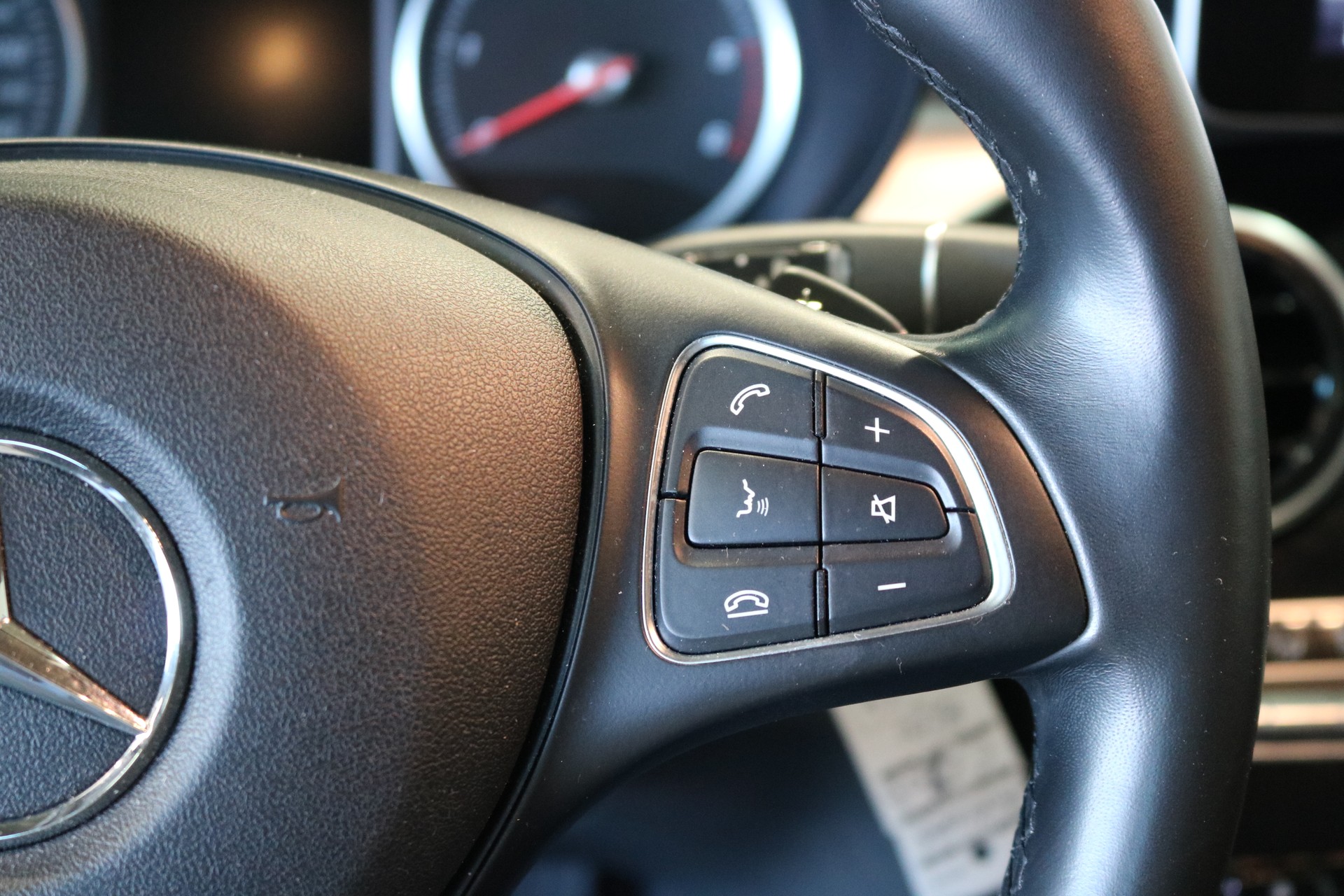 MERCEDES-BENZ C 220 BlueTEC Exclusive 7G-Tronic-image-25