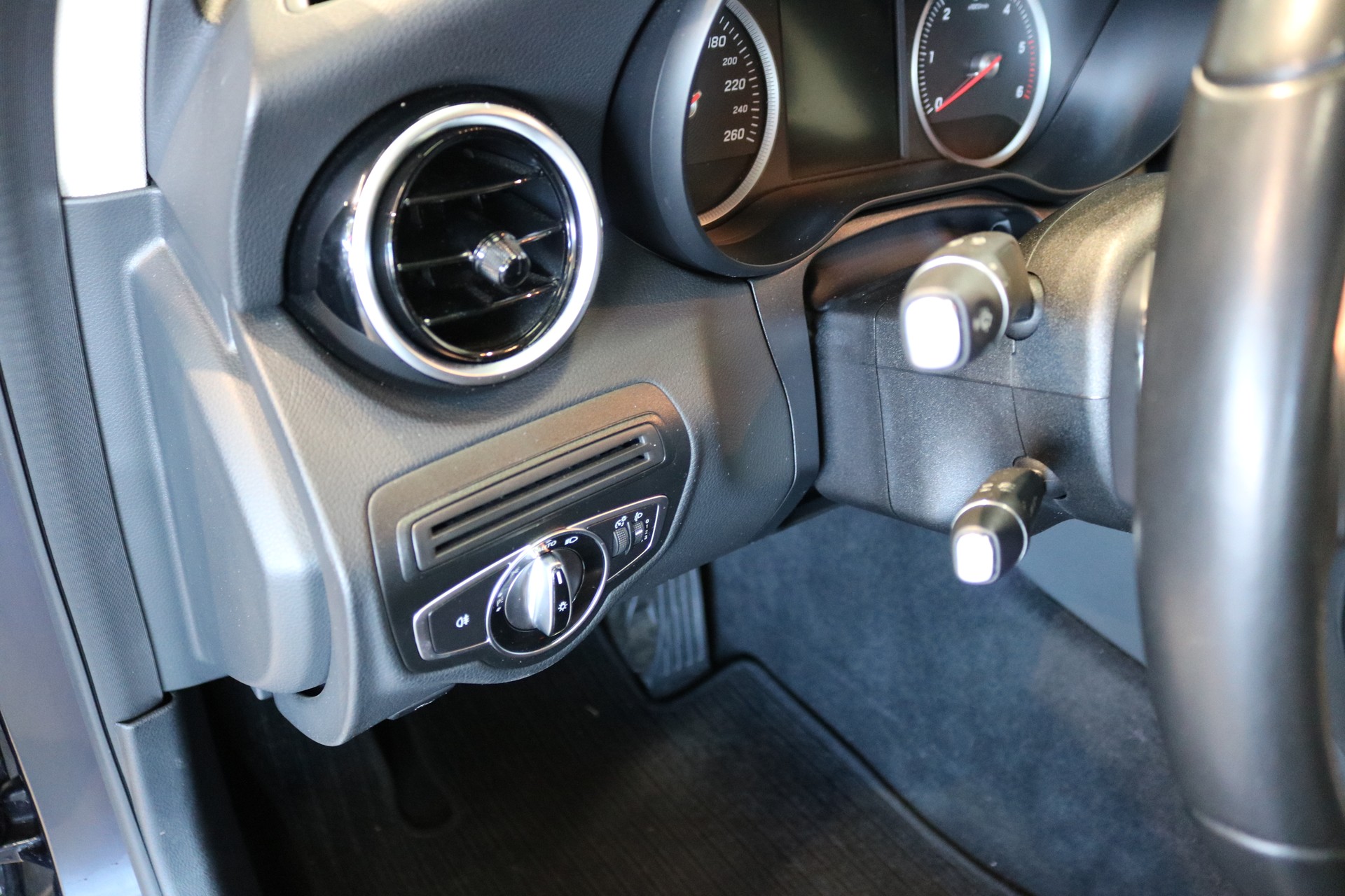 MERCEDES-BENZ C 220 BlueTEC Exclusive 7G-Tronic-image-20