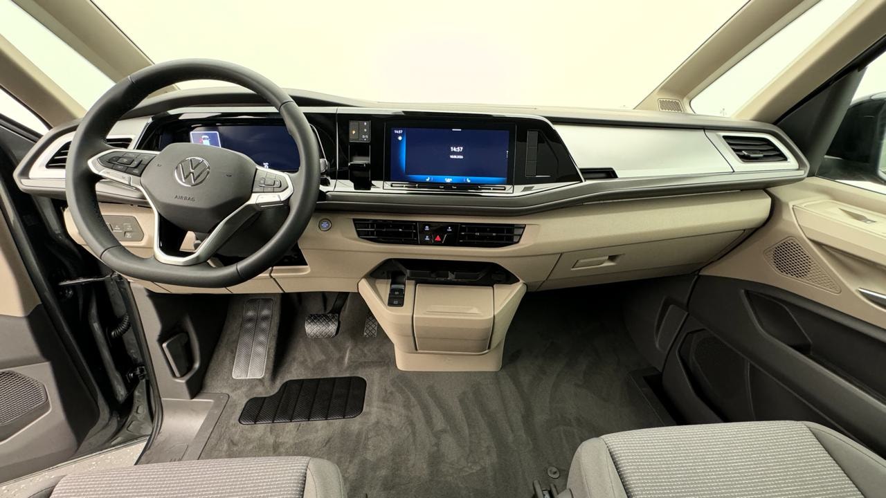 VW Multivan 2.0 TDI Life DSG-image-5