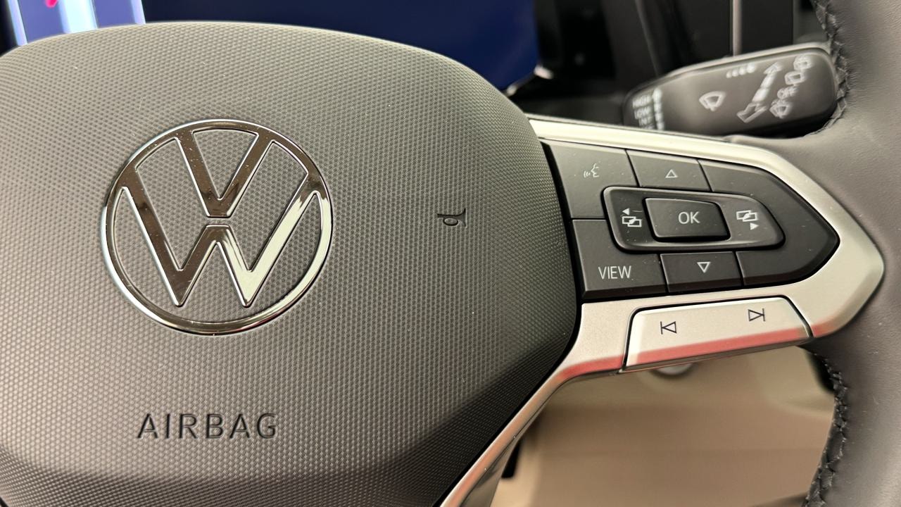 VW Multivan 2.0 TDI Life DSG-image-9