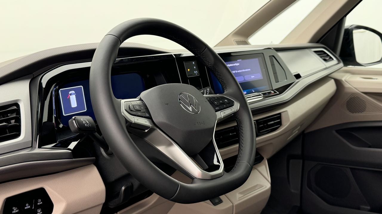 VW Multivan 2.0 TDI Life DSG-image-6