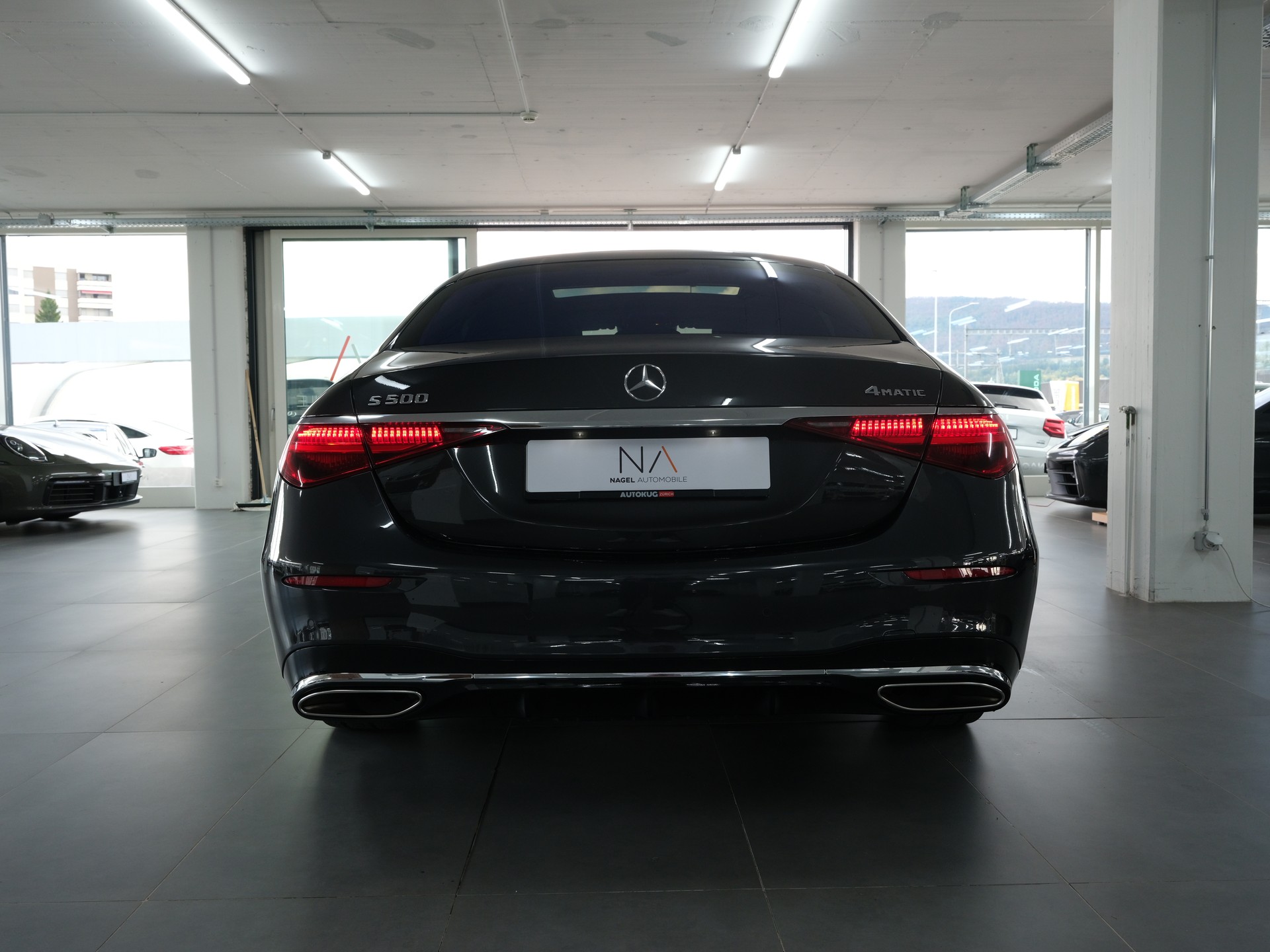 MERCEDES-BENZ S 500 4Matic AMG Line 9G-Tronic *Burmester* *360 Kamera* *Designo*-image-4