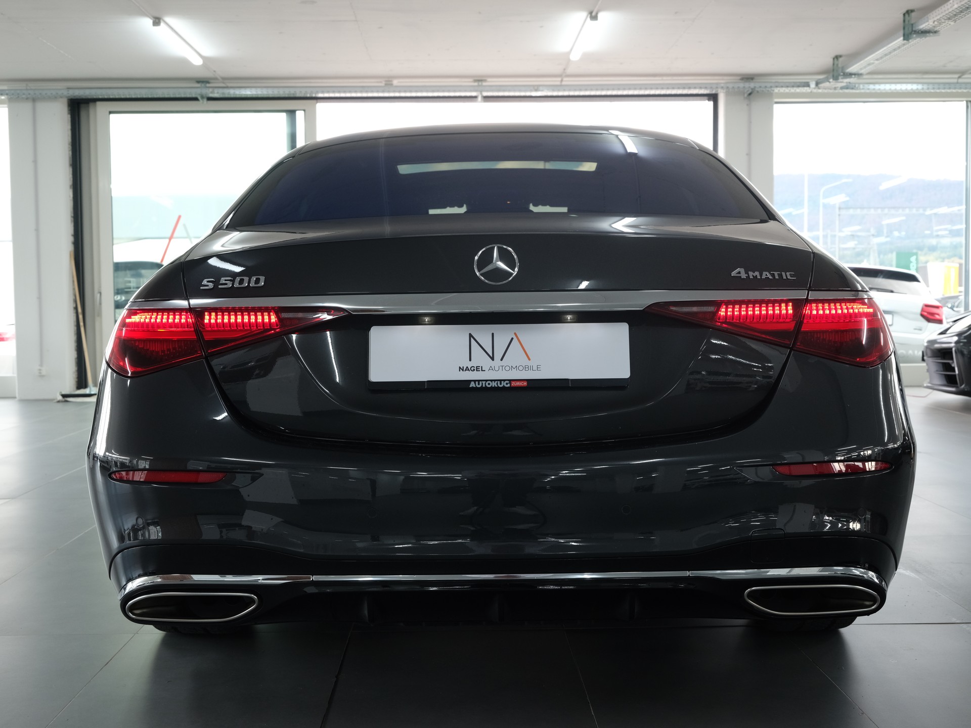 MERCEDES-BENZ S 500 4Matic AMG Line 9G-Tronic *Burmester* *360 Kamera* *Designo*-image-3