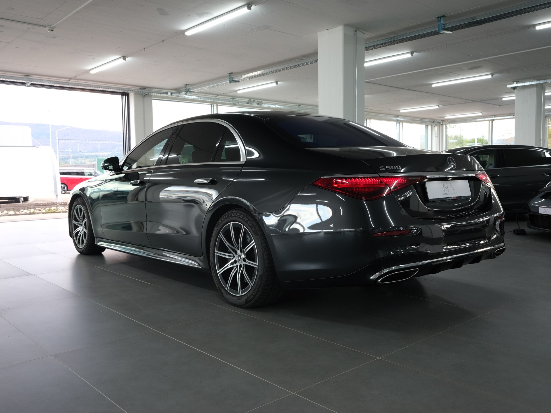MERCEDES-BENZ S 500 4Matic AMG Line 9G-Tronic *Burmester* *360 Kamera* *Designo*-image-5