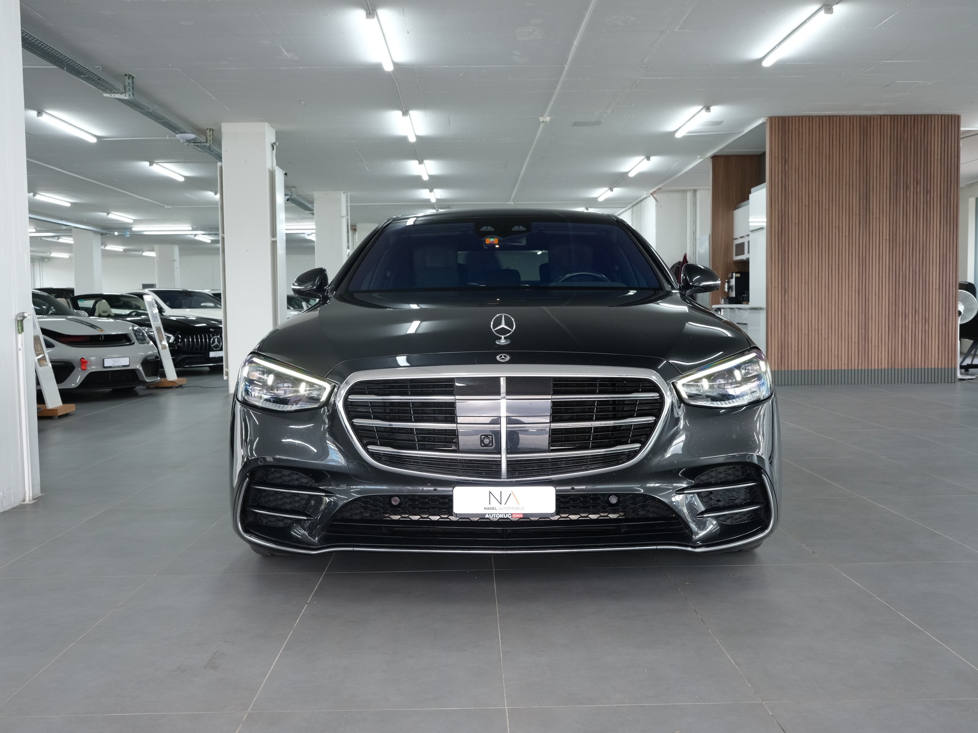 MERCEDES-BENZ S 500 4Matic AMG Line 9G-Tronic *Burmester* *360 Kamera* *Designo*-image-10