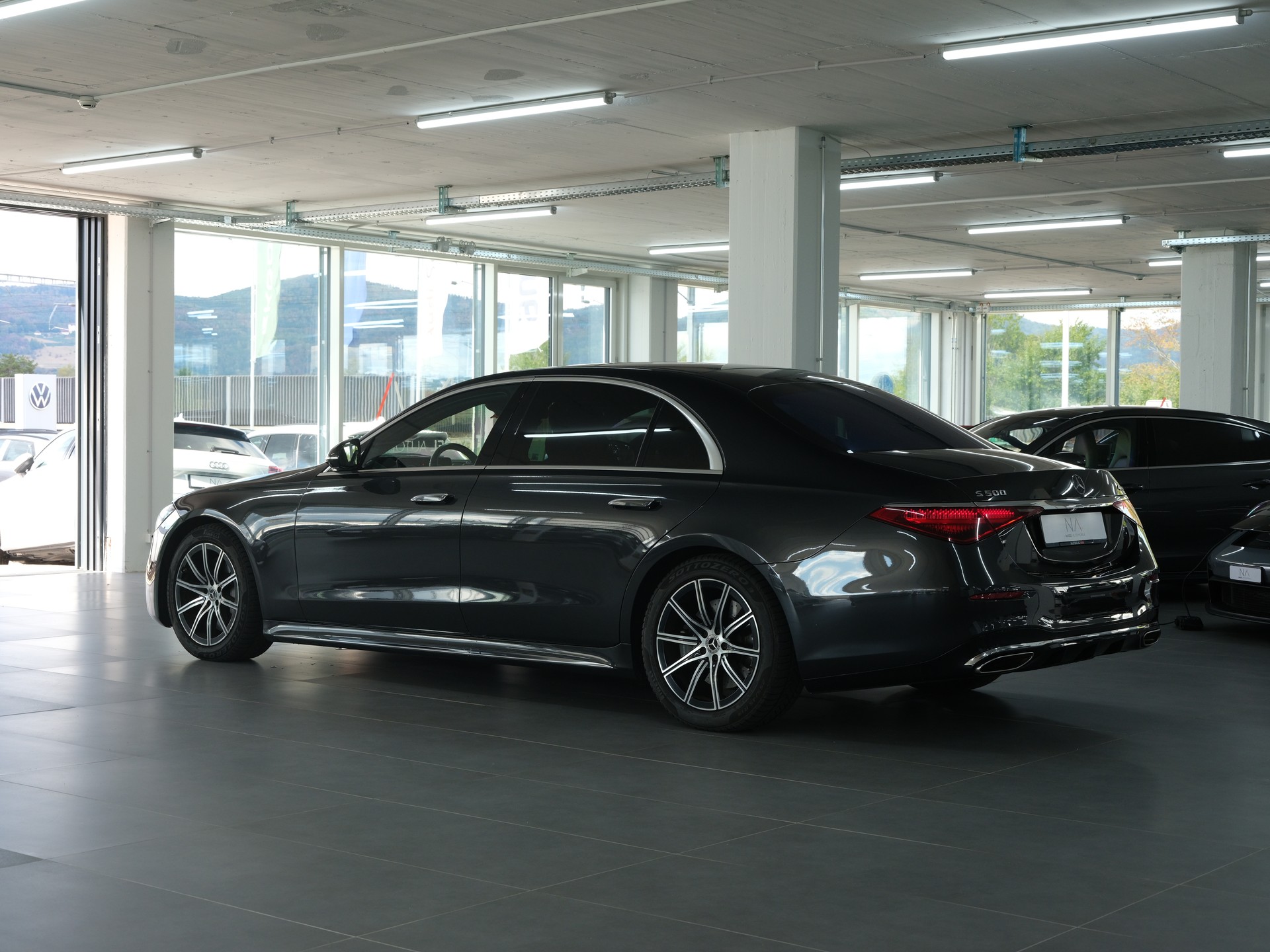 MERCEDES-BENZ S 500 4Matic AMG Line 9G-Tronic *Burmester* *360 Kamera* *Designo*-image-18